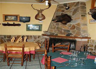 Residencial Los Robles Arroyo Frio Exteriör bild